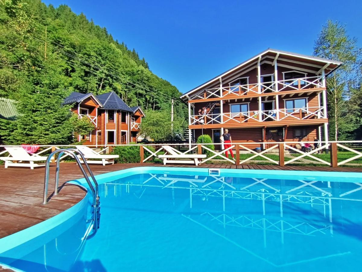 Gorycvit Hotel Verkhniy Yasenov Exterior photo