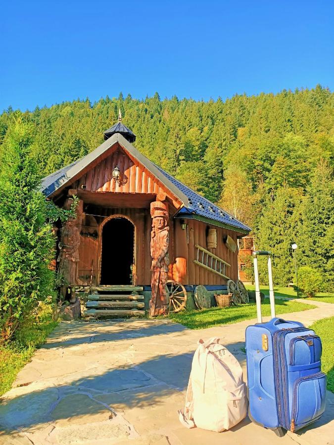 Gorycvit Hotel Verkhniy Yasenov Exterior photo